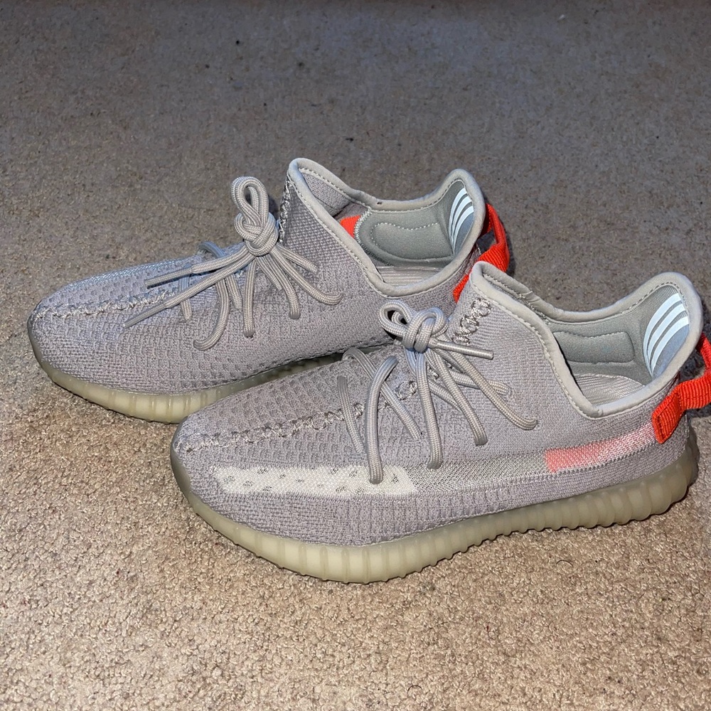 Yeezy Boost 350 V2 "Tail Lights"